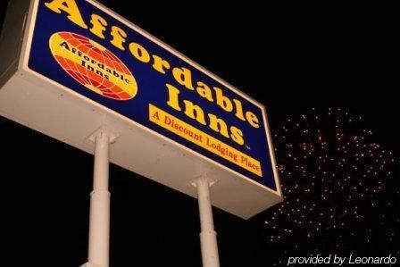 Hotel 1st Interstate